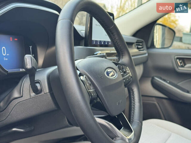 Серый Форд Эскейп, объемом двигателя 2.5 л и пробегом 19 тыс. км за 26700 $, фото 17 на Automoto.ua