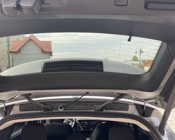 Сірий Форд Ескейп, об'ємом двигуна 0 л та пробігом 11 тис. км за 20000 $, фото 8 на Automoto.ua