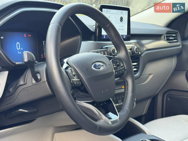 Серый Форд Эскейп, объемом двигателя 2.5 л и пробегом 19 тыс. км за 26700 $, фото 14 на Automoto.ua