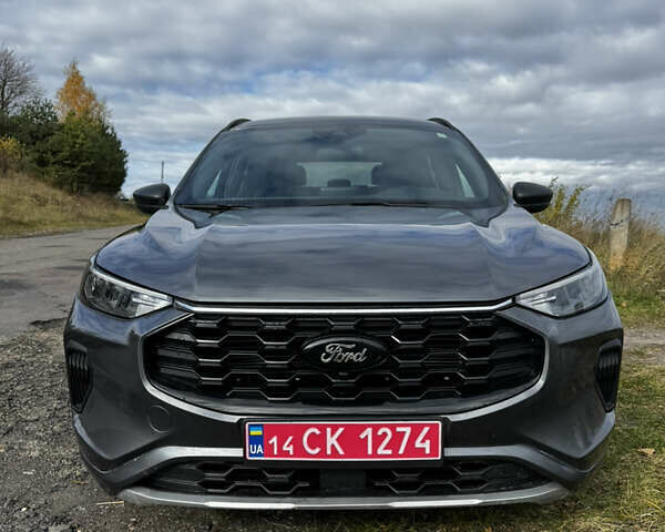 Серый Форд Эскейп, объемом двигателя 2.5 л и пробегом 22 тыс. км за 26000 $, фото 4 на Automoto.ua