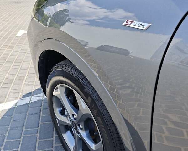 Серый Форд Эскейп, объемом двигателя 2.49 л и пробегом 27 тыс. км за 29999 $, фото 6 на Automoto.ua