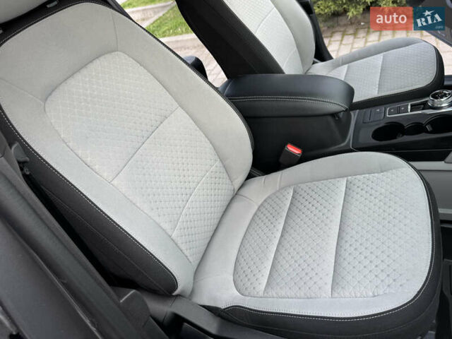 Серый Форд Эскейп, объемом двигателя 2.5 л и пробегом 19 тыс. км за 24900 $, фото 54 на Automoto.ua