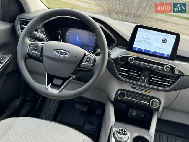 Серый Форд Эскейп, объемом двигателя 2.5 л и пробегом 19 тыс. км за 24900 $, фото 63 на Automoto.ua