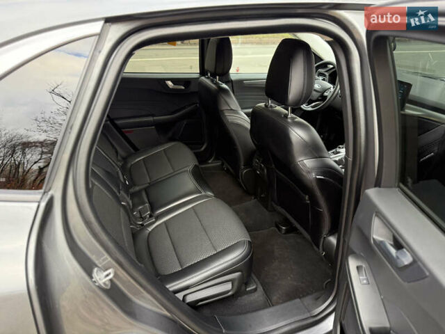 Сірий Форд Ескейп, об'ємом двигуна 2.5 л та пробігом 37 тис. км за 27500 $, фото 26 на Automoto.ua