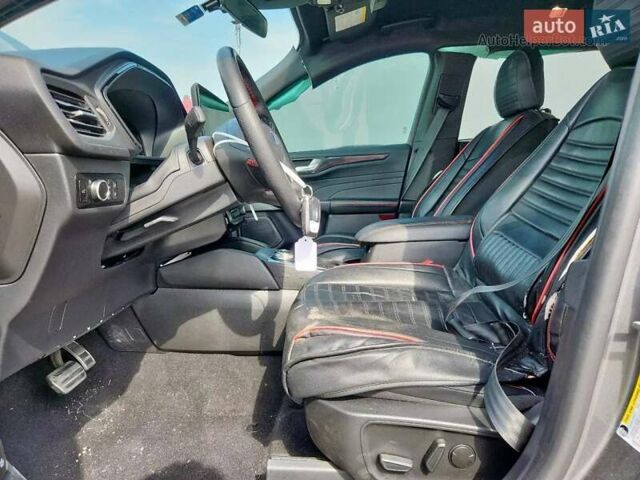 Сірий Форд Ескейп, об'ємом двигуна 0 л та пробігом 36 тис. км за 15750 $, фото 2 на Automoto.ua