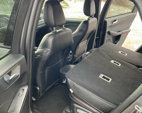 Серый Форд Эскейп, объемом двигателя 2.5 л и пробегом 9 тыс. км за 27900 $, фото 30 на Automoto.ua