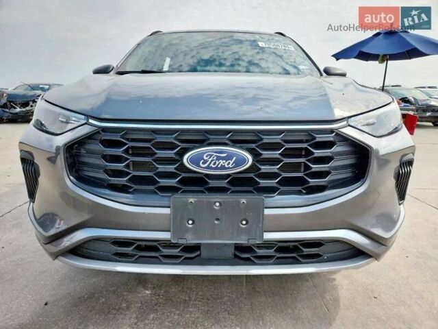 Сірий Форд Ескейп, об'ємом двигуна 0 л та пробігом 36 тис. км за 15750 $, фото 4 на Automoto.ua