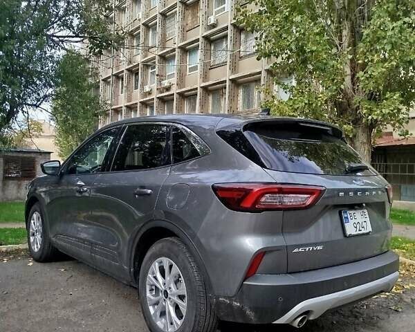 Сірий Форд Ескейп, об'ємом двигуна 1.5 л та пробігом 31 тис. км за 27000 $, фото 3 на Automoto.ua