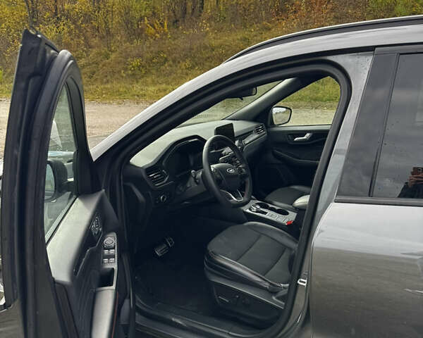 Серый Форд Эскейп, объемом двигателя 2.5 л и пробегом 22 тыс. км за 26000 $, фото 10 на Automoto.ua