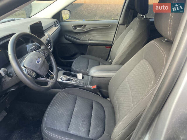 Сірий Форд Ескейп, об'ємом двигуна 1.5 л та пробігом 178 тис. км за 14500 $, фото 8 на Automoto.ua