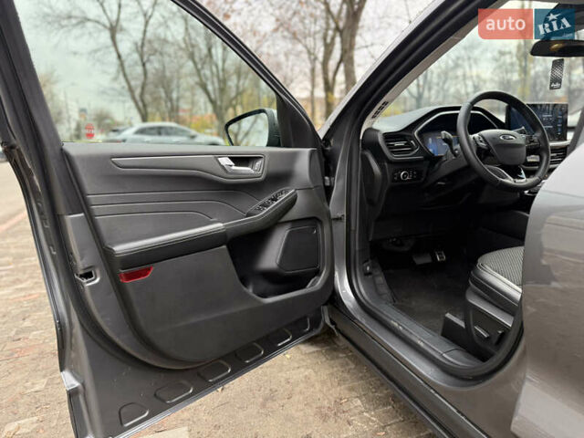 Сірий Форд Ескейп, об'ємом двигуна 2.5 л та пробігом 37 тис. км за 27500 $, фото 35 на Automoto.ua