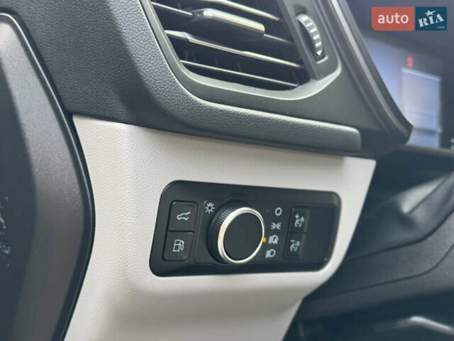 Серый Форд Эскейп, объемом двигателя 2.5 л и пробегом 19 тыс. км за 24900 $, фото 43 на Automoto.ua