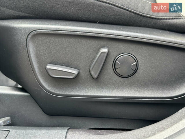 Серый Форд Эскейп, объемом двигателя 2.5 л и пробегом 19 тыс. км за 24900 $, фото 41 на Automoto.ua