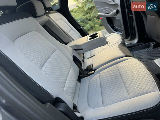 Серый Форд Эскейп, объемом двигателя 2.5 л и пробегом 19 тыс. км за 26700 $, фото 28 на Automoto.ua