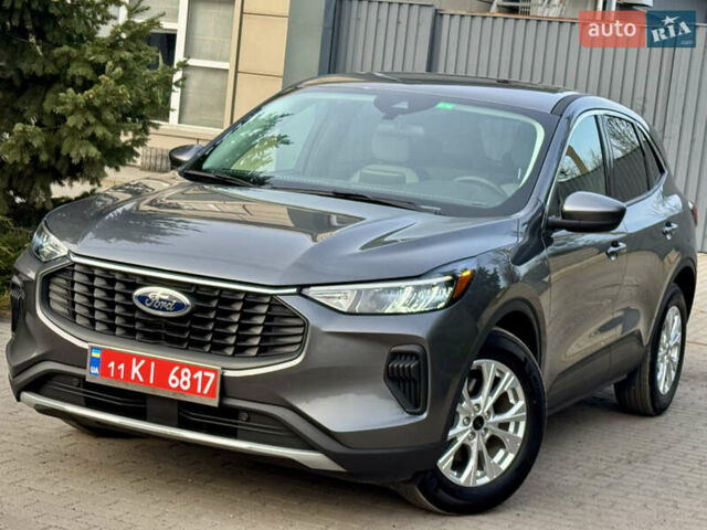 Серый Форд Эскейп, объемом двигателя 2.5 л и пробегом 19 тыс. км за 24900 $, фото 2 на Automoto.ua