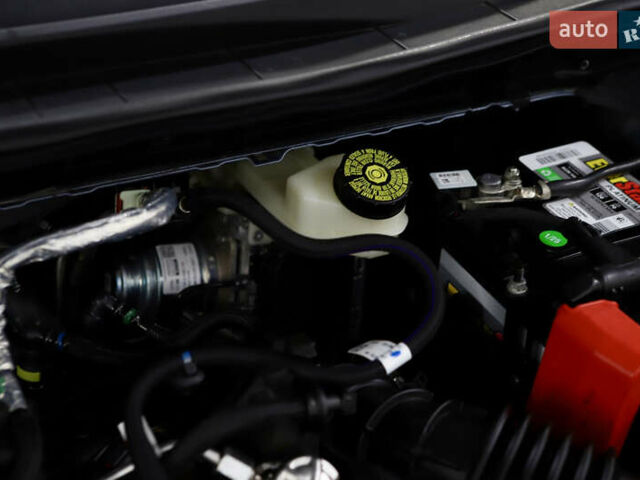 Серый Форд Эскейп, объемом двигателя 1.5 л и пробегом 126 тыс. км за 17800 $, фото 120 на Automoto.ua