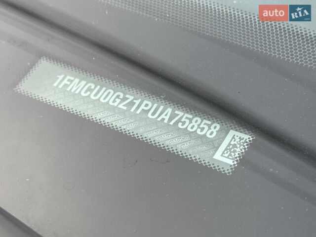 Серый Форд Эскейп, объемом двигателя 2.5 л и пробегом 19 тыс. км за 24900 $, фото 32 на Automoto.ua