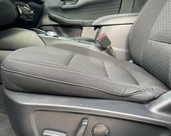 Сірий Форд Ескейп, об'ємом двигуна 0 л та пробігом 11 тис. км за 20000 $, фото 19 на Automoto.ua