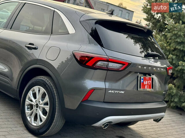 Серый Форд Эскейп, объемом двигателя 2.5 л и пробегом 19 тыс. км за 24900 $, фото 23 на Automoto.ua