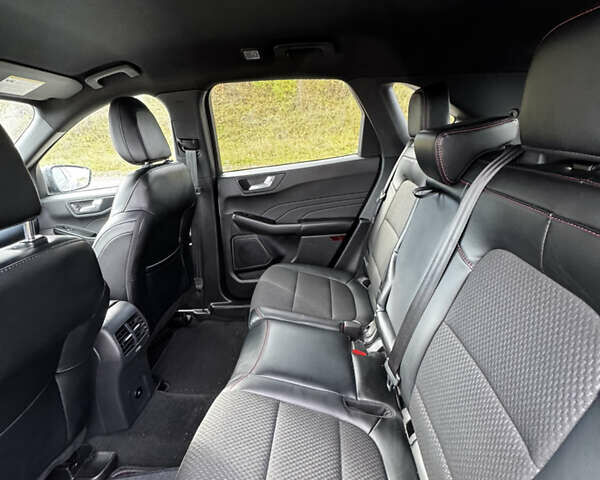 Серый Форд Эскейп, объемом двигателя 2.5 л и пробегом 22 тыс. км за 26000 $, фото 7 на Automoto.ua