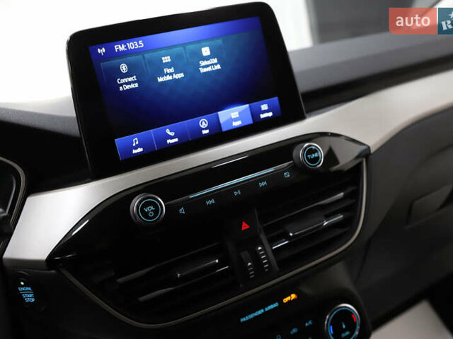 Серый Форд Эскейп, объемом двигателя 1.5 л и пробегом 126 тыс. км за 17800 $, фото 89 на Automoto.ua