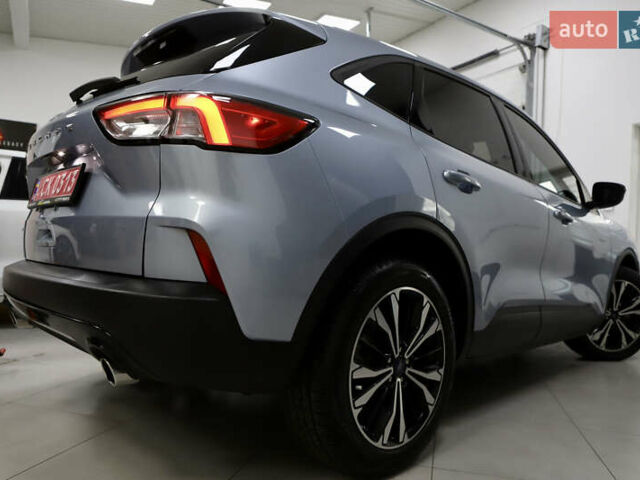 Серый Форд Эскейп, объемом двигателя 1.5 л и пробегом 126 тыс. км за 17800 $, фото 64 на Automoto.ua