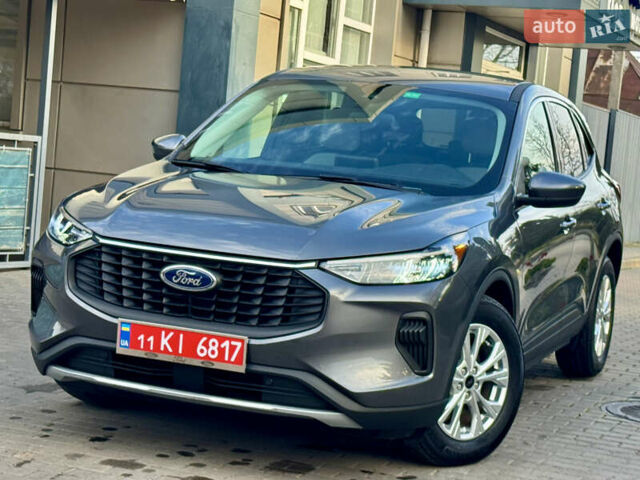 Серый Форд Эскейп, объемом двигателя 2.5 л и пробегом 19 тыс. км за 26700 $, фото 1 на Automoto.ua