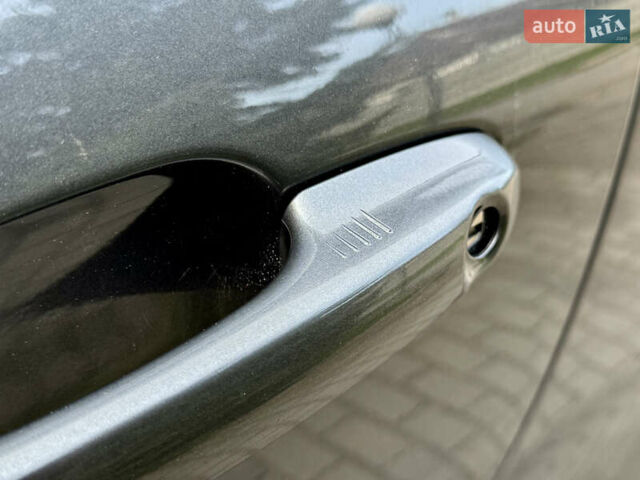 Серый Форд Эскейп, объемом двигателя 2.5 л и пробегом 19 тыс. км за 24900 $, фото 29 на Automoto.ua