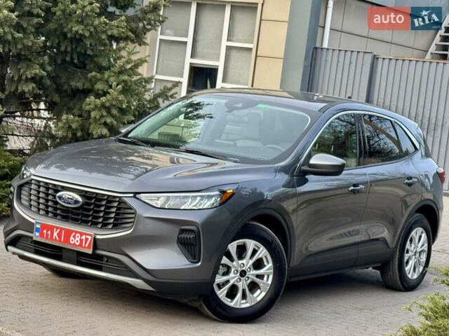Серый Форд Эскейп, объемом двигателя 2.5 л и пробегом 19 тыс. км за 24900 $, фото 3 на Automoto.ua
