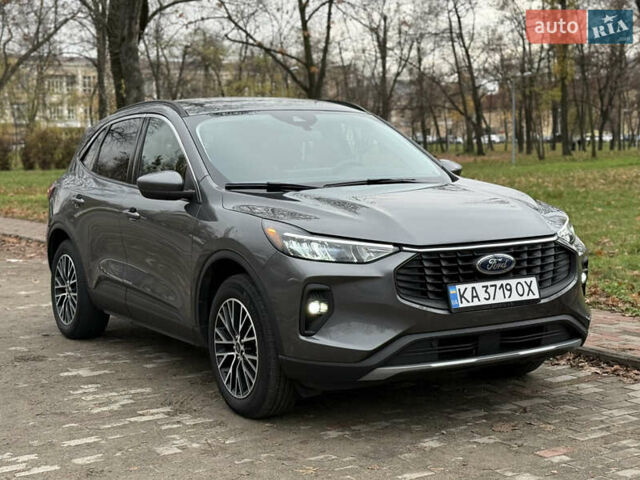 Сірий Форд Ескейп, об'ємом двигуна 2.5 л та пробігом 37 тис. км за 27500 $, фото 11 на Automoto.ua