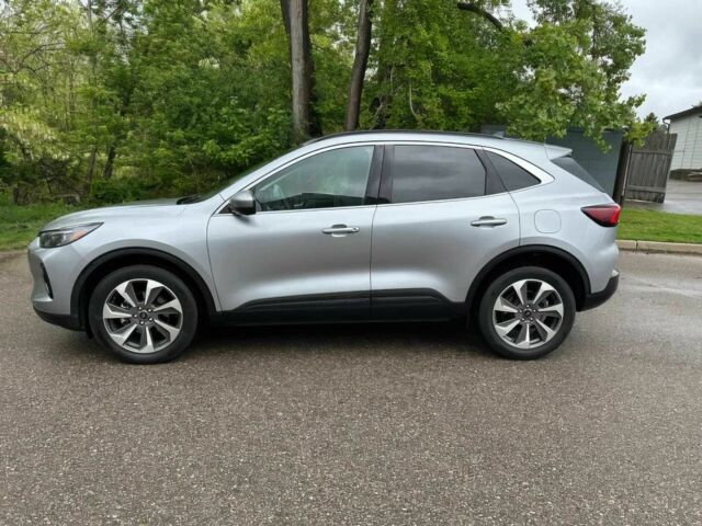 Сірий Форд Ескейп, об'ємом двигуна 2 л та пробігом 16 тис. км за 11000 $, фото 3 на Automoto.ua