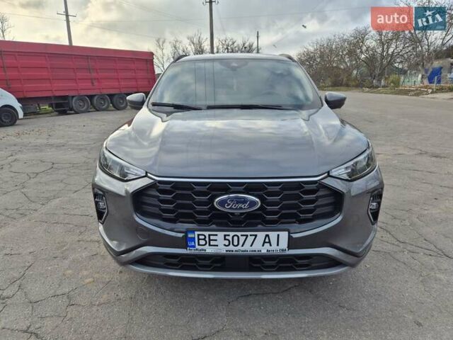 Серый Форд Эскейп, объемом двигателя 2.49 л и пробегом 44 тыс. км за 35000 $, фото 1 на Automoto.ua