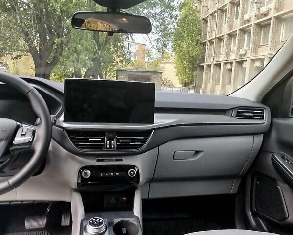 Сірий Форд Ескейп, об'ємом двигуна 1.5 л та пробігом 31 тис. км за 27000 $, фото 10 на Automoto.ua