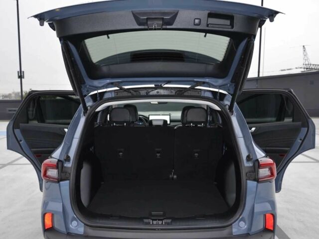 Сірий Форд Ескейп, об'ємом двигуна 2 л та пробігом 12 тис. км за 16200 $, фото 10 на Automoto.ua