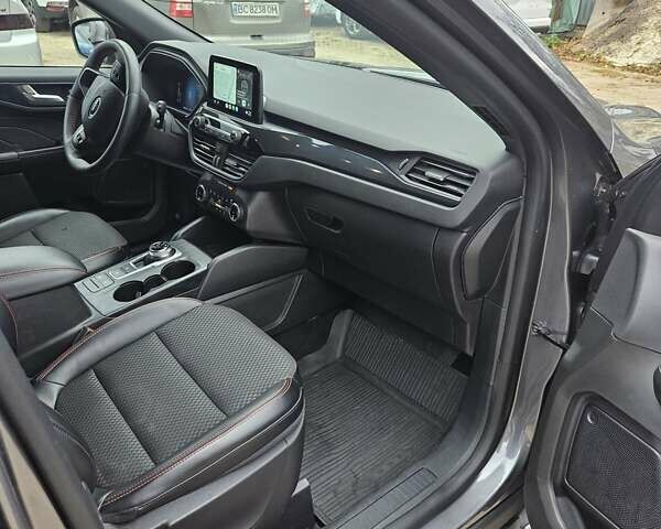 Серый Форд Эскейп, объемом двигателя 1.5 л и пробегом 57 тыс. км за 20500 $, фото 18 на Automoto.ua