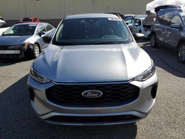 Серый Форд Эскейп, объемом двигателя 2.5 л и пробегом 12 тыс. км за 21500 $, фото 4 на Automoto.ua