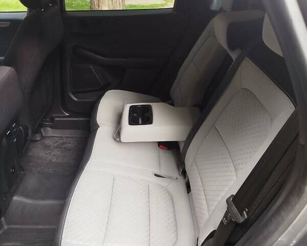 Сірий Форд Ескейп, об'ємом двигуна 1.5 л та пробігом 31 тис. км за 27000 $, фото 12 на Automoto.ua