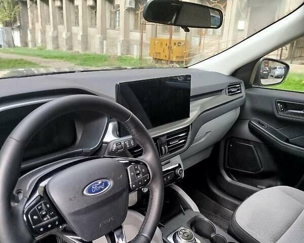 Сірий Форд Ескейп, об'ємом двигуна 1.5 л та пробігом 31 тис. км за 27000 $, фото 8 на Automoto.ua
