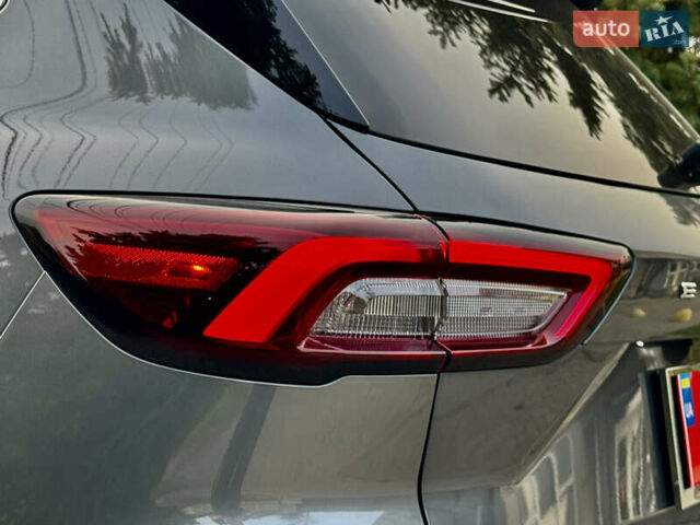 Серый Форд Эскейп, объемом двигателя 2.5 л и пробегом 19 тыс. км за 24900 $, фото 19 на Automoto.ua