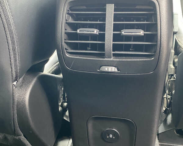 Серый Форд Эскейп, объемом двигателя 2.5 л и пробегом 9 тыс. км за 27900 $, фото 26 на Automoto.ua