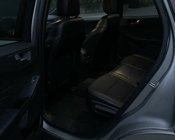 Серый Форд Эскейп, объемом двигателя 1.5 л и пробегом 56 тыс. км за 21799 $, фото 12 на Automoto.ua