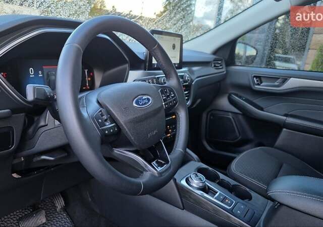 Серый Форд Эскейп, объемом двигателя 1.5 л и пробегом 8 тыс. км за 21300 $, фото 19 на Automoto.ua