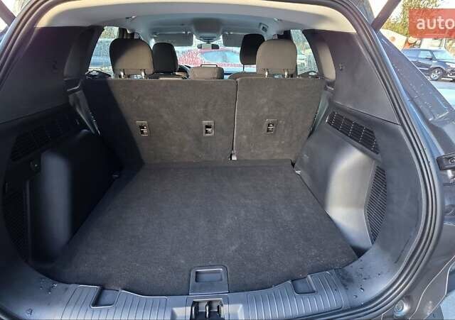 Серый Форд Эскейп, объемом двигателя 1.5 л и пробегом 8 тыс. км за 21300 $, фото 25 на Automoto.ua