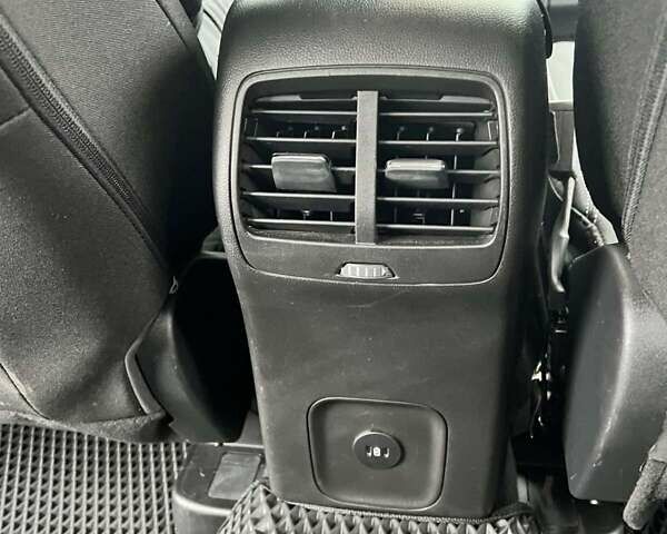 Серый Форд Эскейп, объемом двигателя 1.5 л и пробегом 47 тыс. км за 21500 $, фото 14 на Automoto.ua