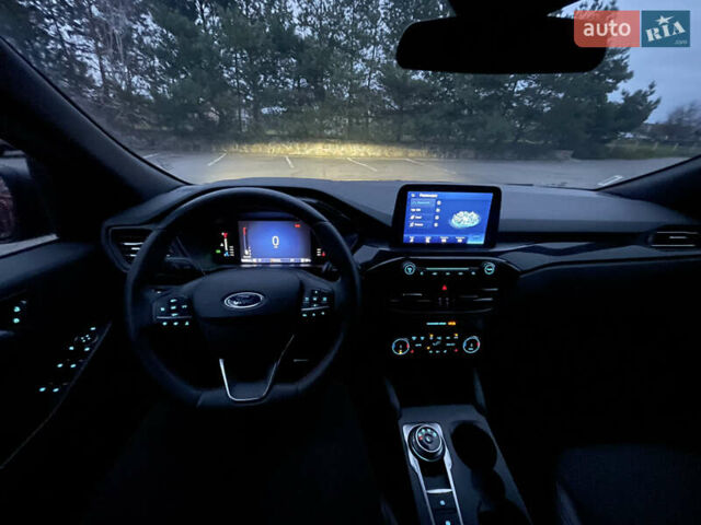 Серый Форд Эскейп, объемом двигателя 1.5 л и пробегом 56 тыс. км за 21799 $, фото 27 на Automoto.ua