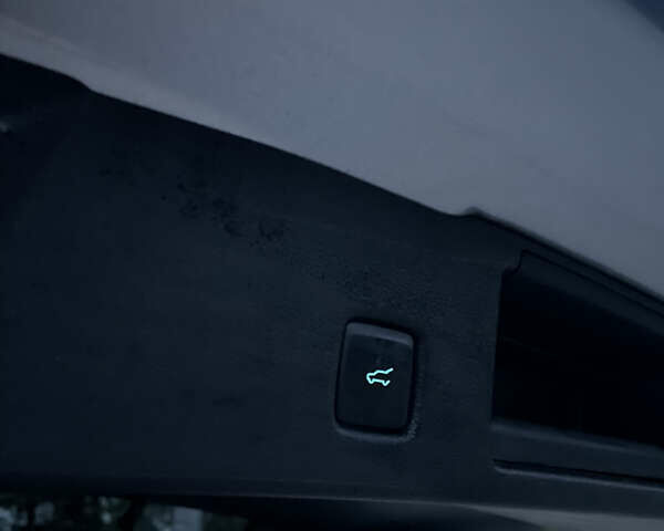 Серый Форд Эскейп, объемом двигателя 1.5 л и пробегом 56 тыс. км за 21799 $, фото 17 на Automoto.ua