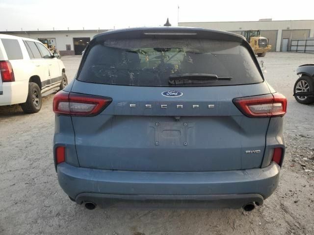 Сірий Форд Ескейп, об'ємом двигуна 2 л та пробігом 51 тис. км за 14500 $, фото 4 на Automoto.ua