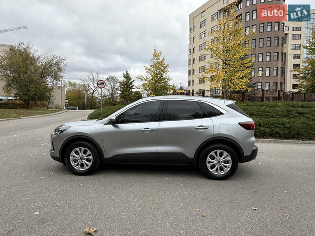 Серый Форд Эскейп, объемом двигателя 1.5 л и пробегом 45 тыс. км за 23900 $, фото 7 на Automoto.ua