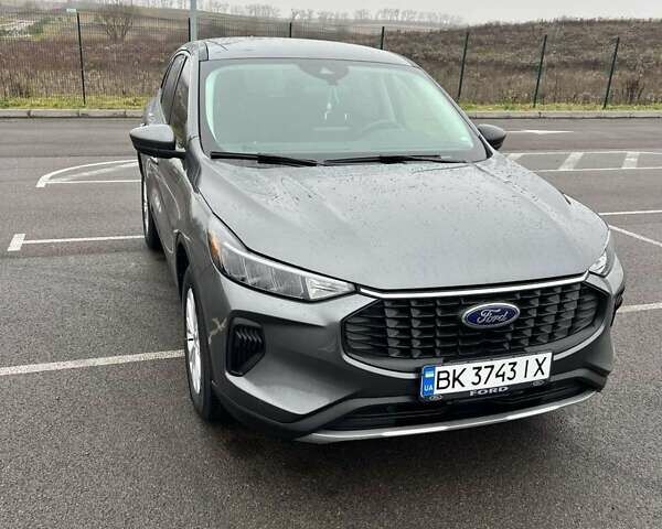 Серый Форд Эскейп, объемом двигателя 1.5 л и пробегом 47 тыс. км за 21500 $, фото 2 на Automoto.ua