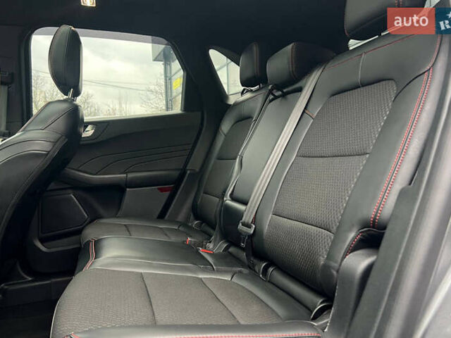 Серый Форд Эскейп, объемом двигателя 1.5 л и пробегом 19 тыс. км за 25000 $, фото 19 на Automoto.ua